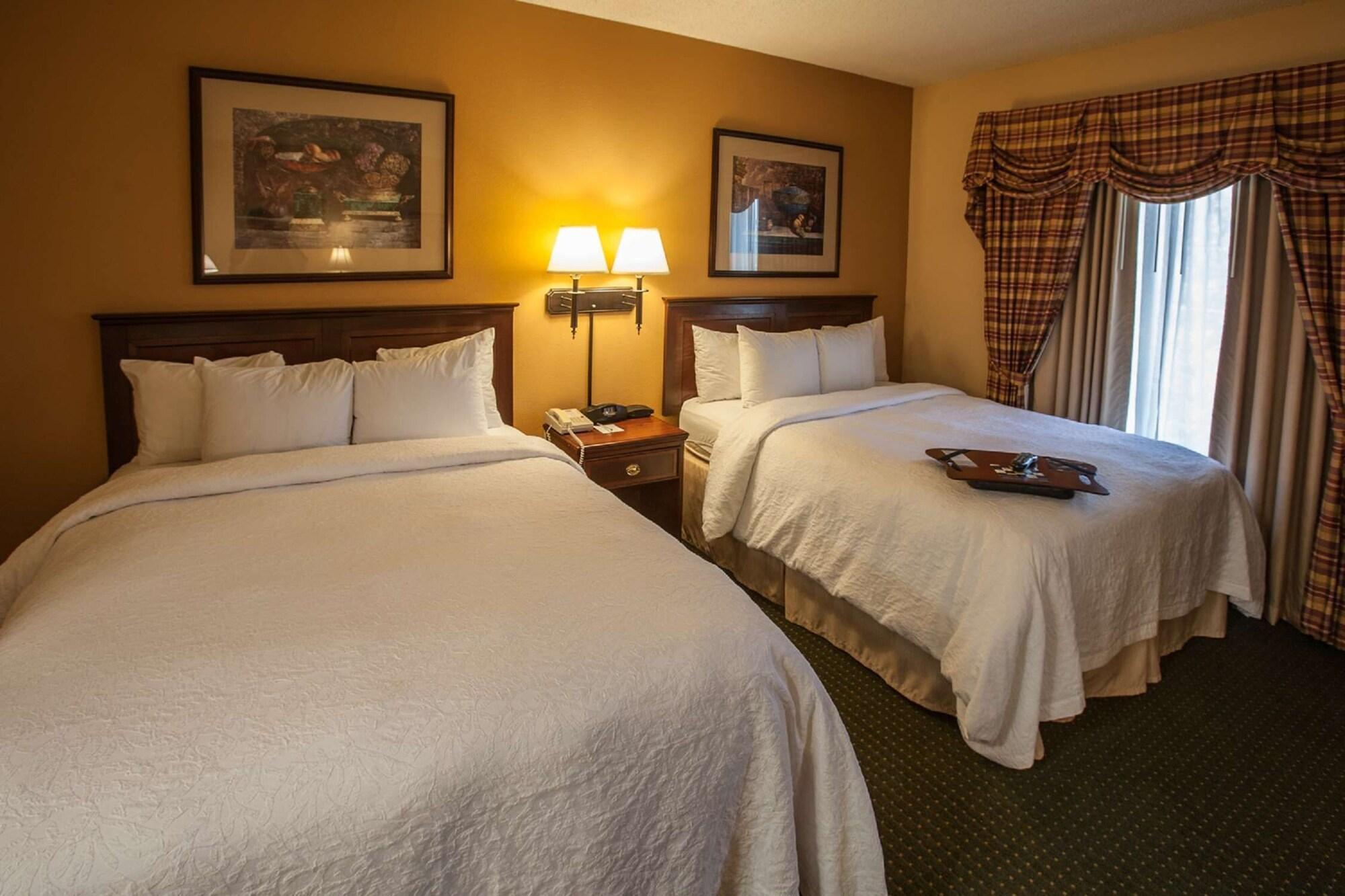 Hampton Inn & Suites Стилуотер Экстерьер фото