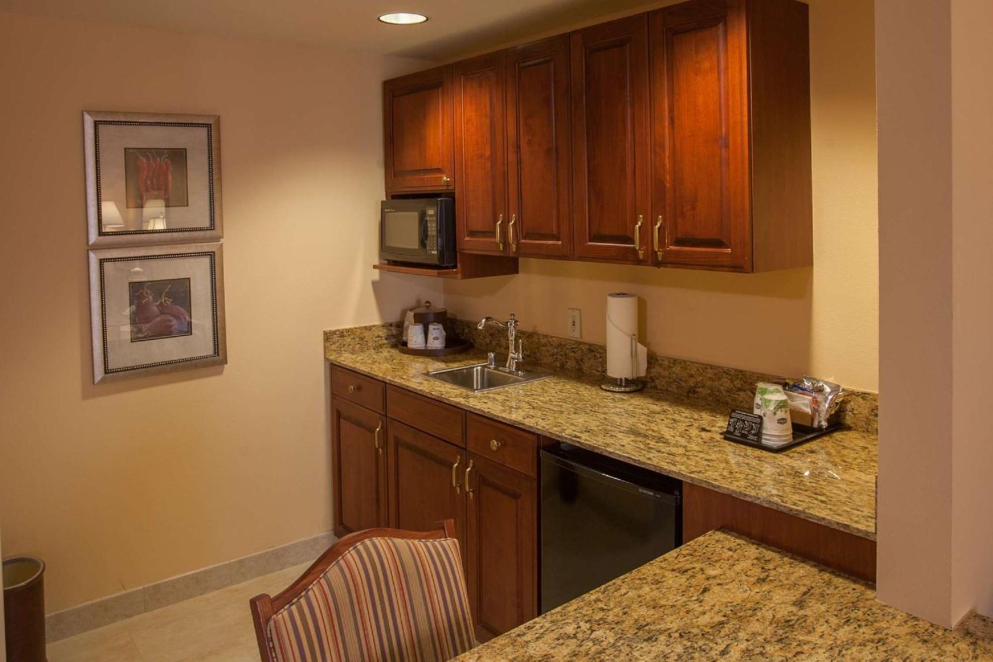 Hampton Inn & Suites Стилуотер Экстерьер фото