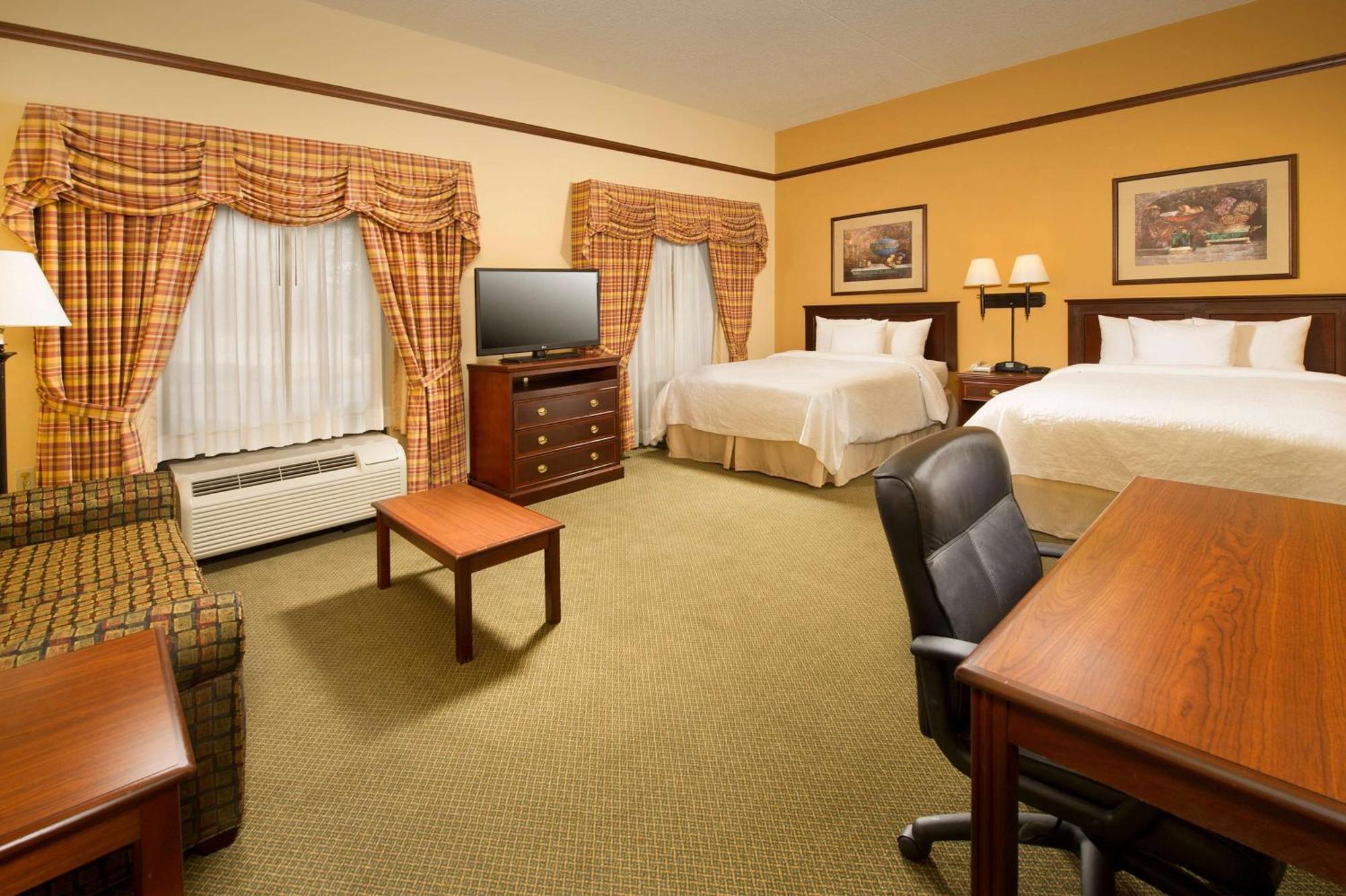 Hampton Inn & Suites Стилуотер Экстерьер фото