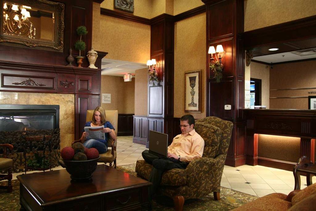 Hampton Inn & Suites Стилуотер Интерьер фото